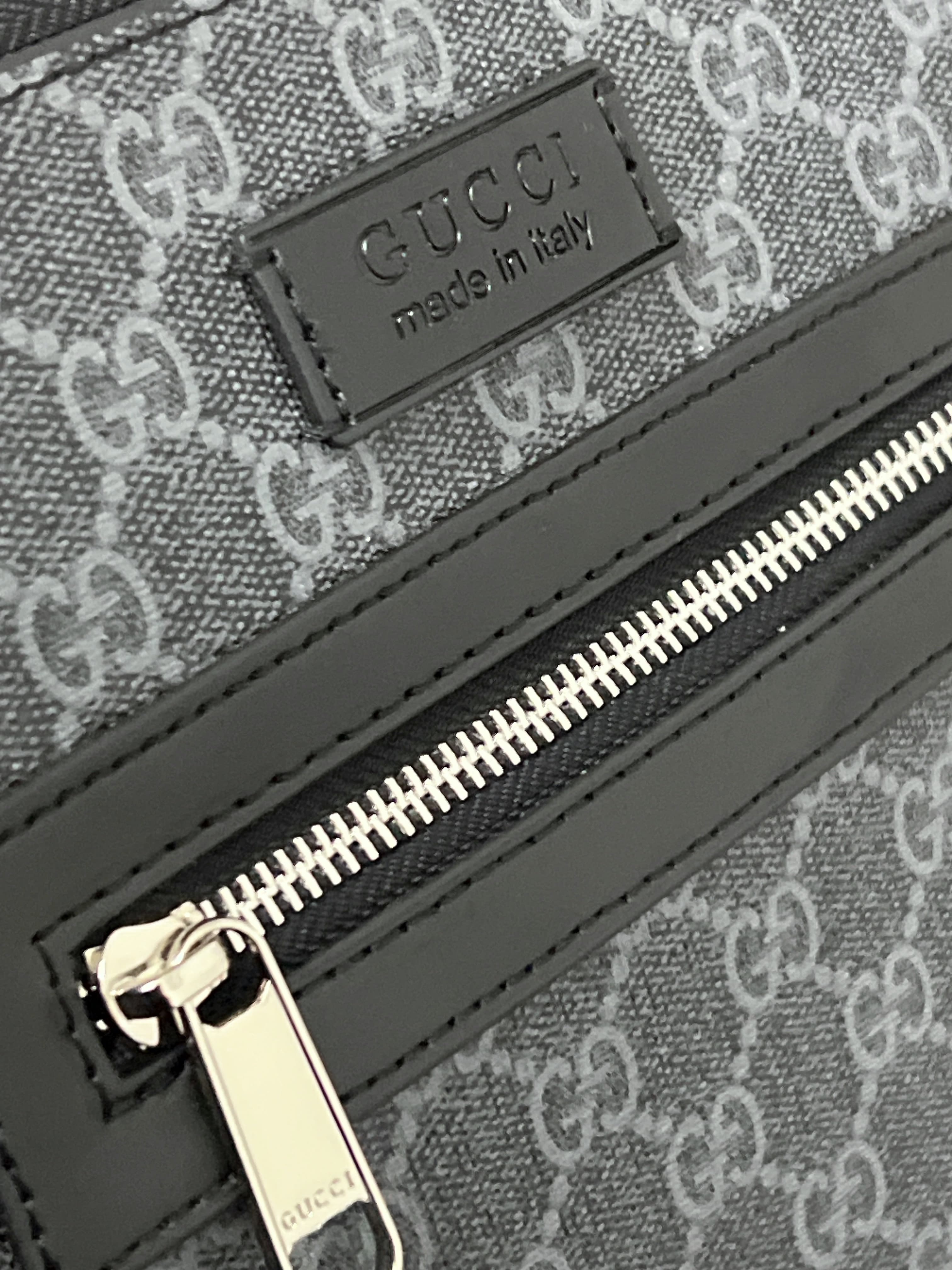 Gucci Messenger Bag