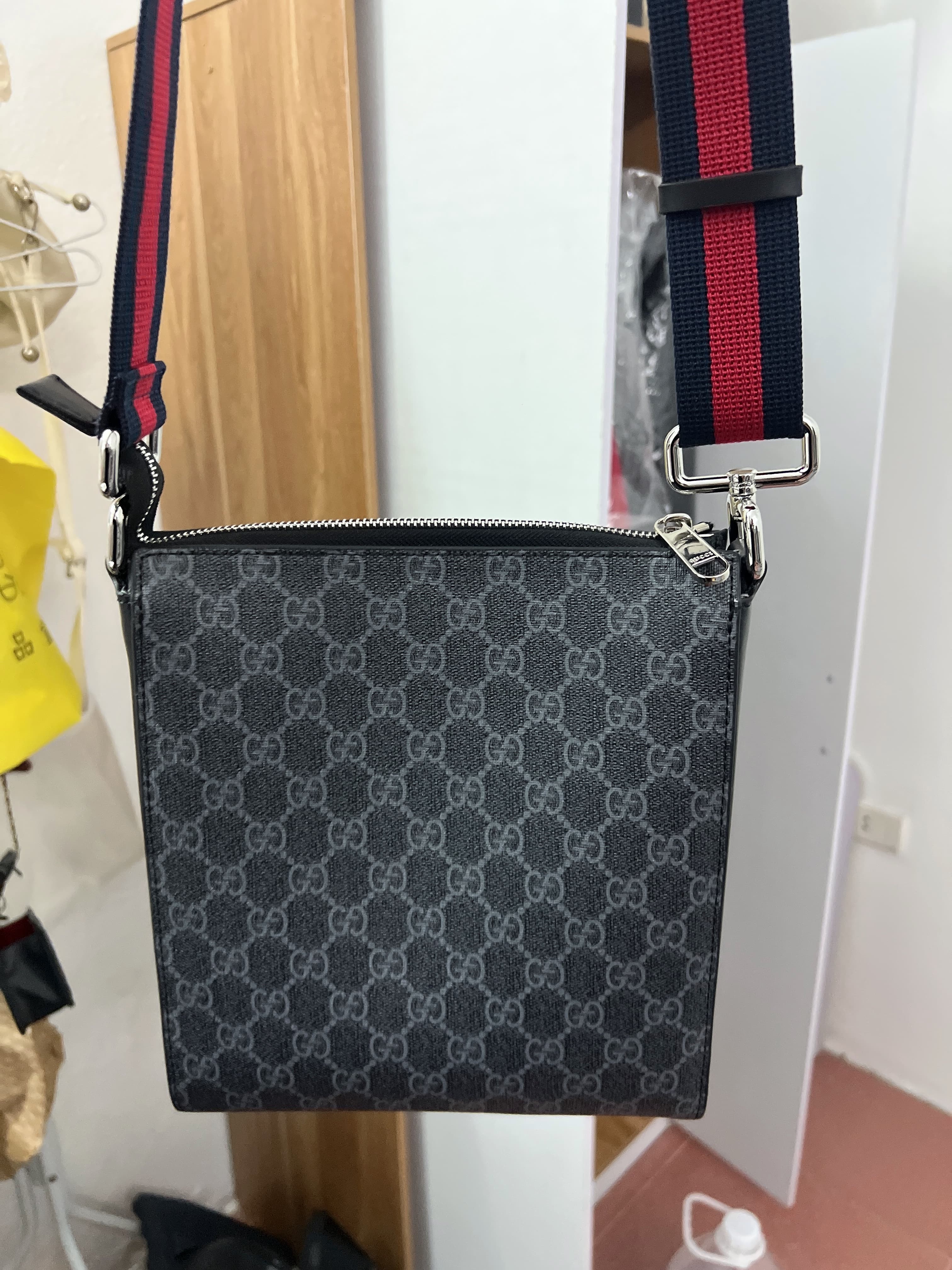 Gucci Messenger Bag
